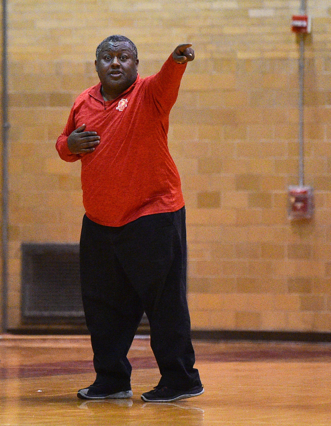 112919-mda-spt-rocky-hoops-043a.jpg